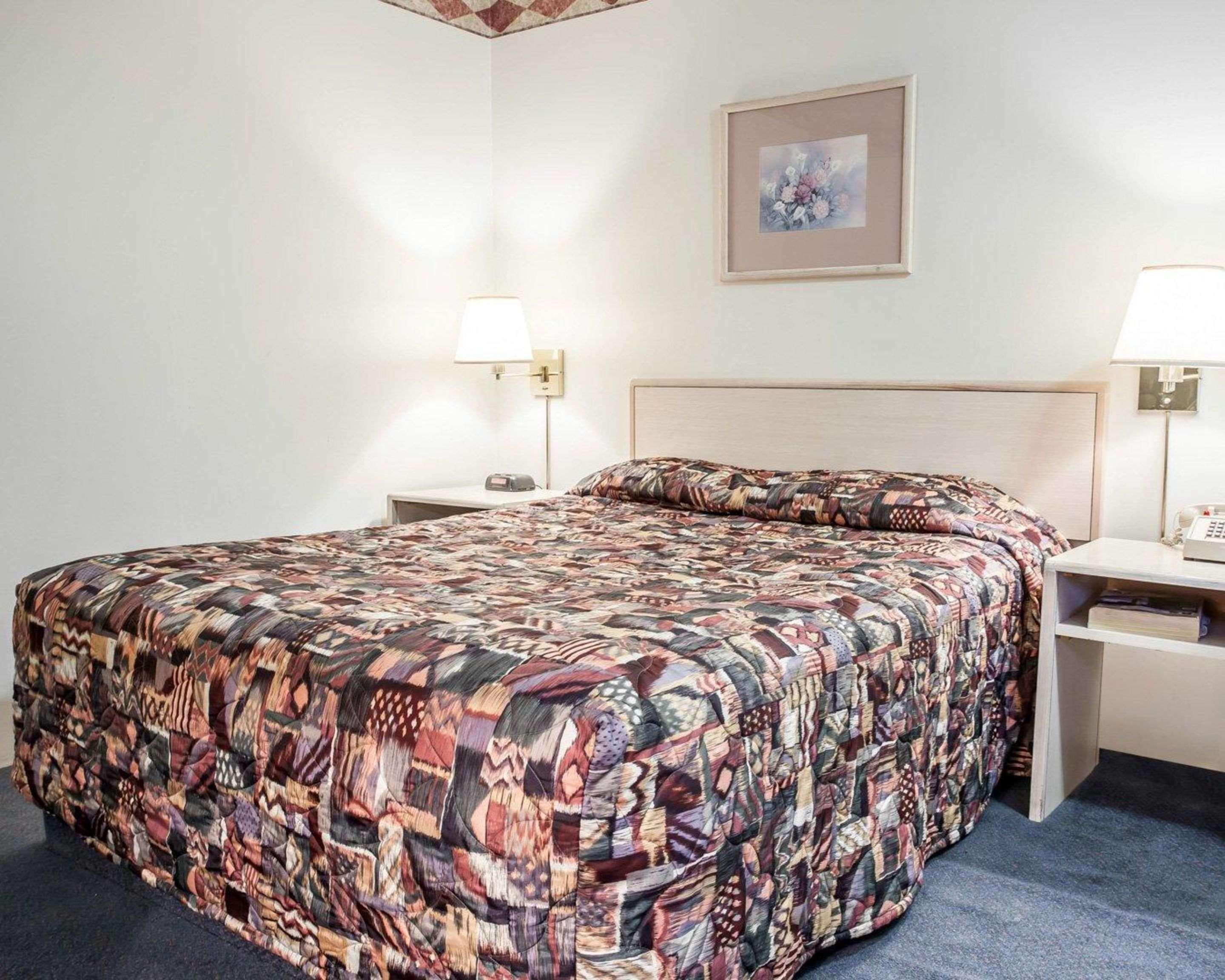 Rodeway Inn & Suites Spokane Valley Exterior foto