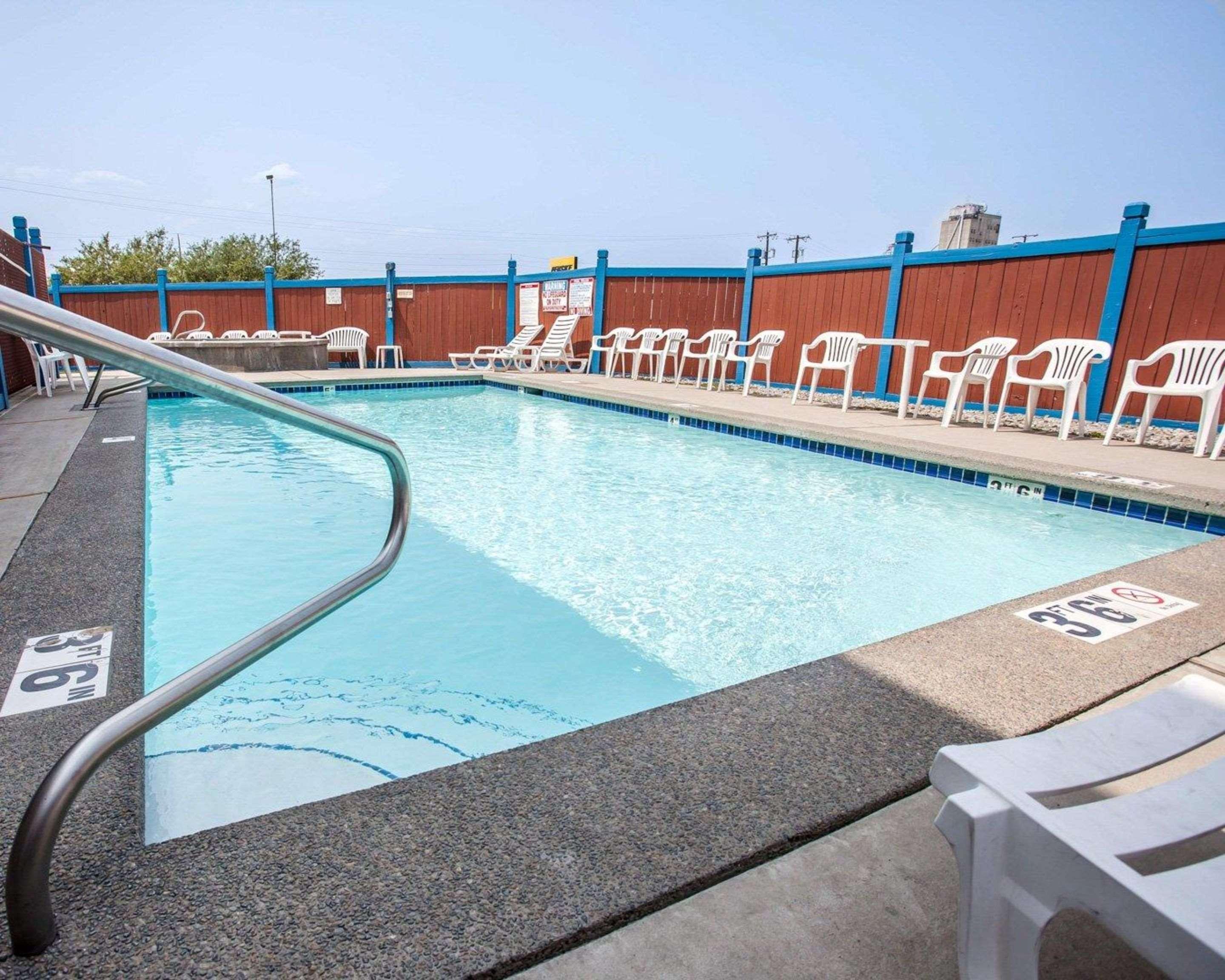 Rodeway Inn & Suites Spokane Valley Exterior foto